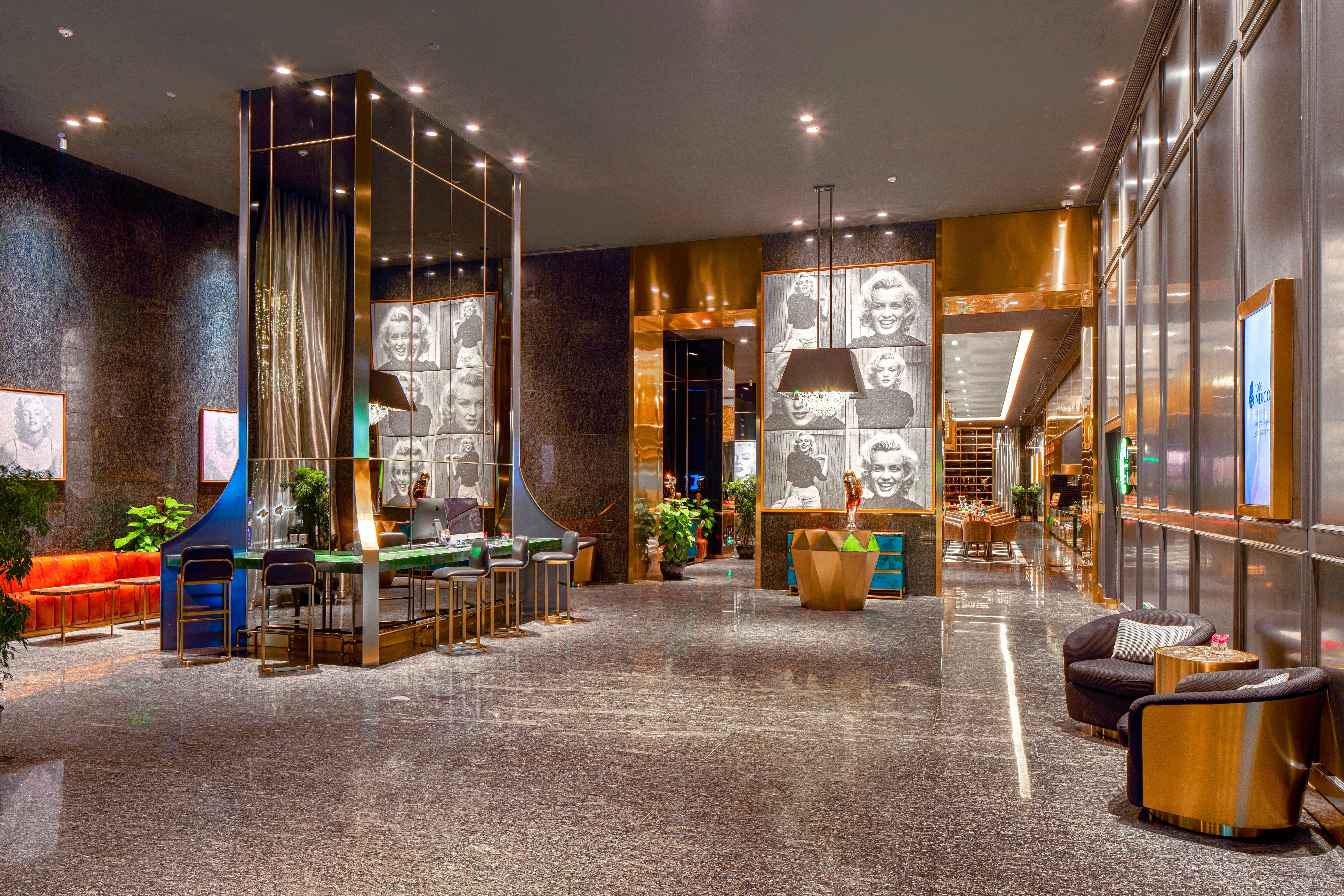 Indigo Jing'an By Ihg Hotel 5*